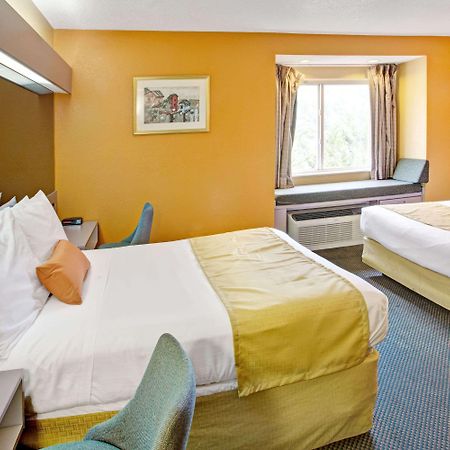 Microtel Inn & Suites By Wyndham Гатлінбург Екстер'єр фото