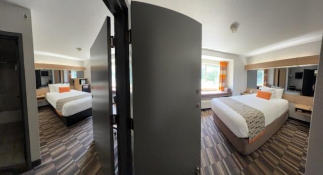 Microtel Inn & Suites By Wyndham Гатлінбург Екстер'єр фото